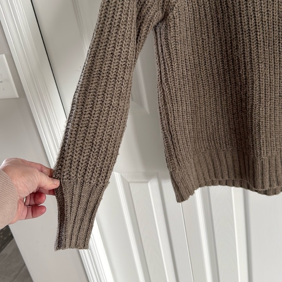 American Eagle Outfitters Women's Jegging Chunky Knit Sweater- Gray/Taupe - M - Picture 3 of 7